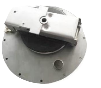 SIMEI FT-MH-130 — 460 mm pressed-plate tanker manhole cover with dip-tube port